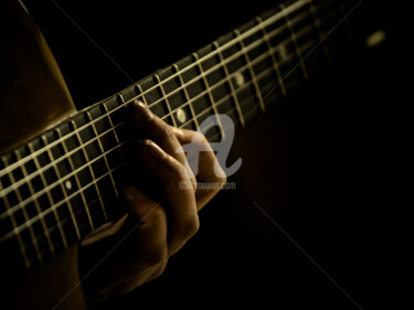 제목이 "Guitar-15"인 사진 Sharlie Evans로, 원작, 디지털
