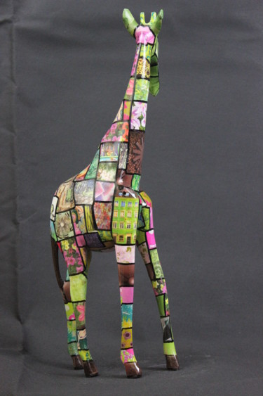 Sculpture titled "Girafe 3 verte" by Siberil Rey, Original Artwork, Paper