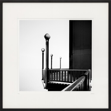 Photography titled "Golden Gate Study 9…" by Gerald Berghammer, Original Artwork, Analog photography Mounted on Cardboard