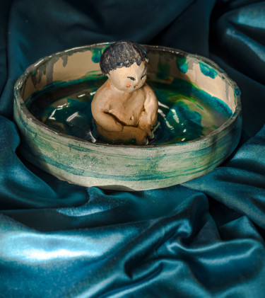 Sculpture titled "il bagno" by Silvia Benfenati, Original Artwork, Ceramics