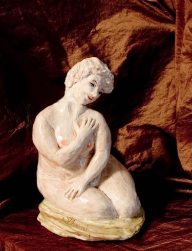 Sculpture titled "Venere pudica" by Silvia Benfenati, Original Artwork, Terra cotta