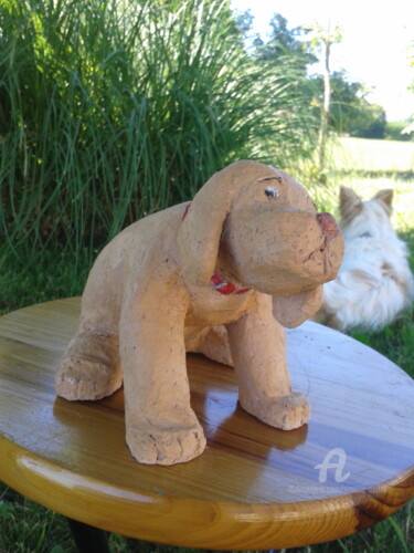 Sculptuur getiteld "chiot labrador" door Simone Collet, Origineel Kunstwerk, Terra cotta