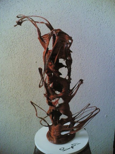 Sculpture titled "ALIEN" by Simonpietro. Simonpeter., Original Artwork, Plastic