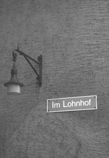 Photography titled "Im Lohnhof" by Simon P Laurent, Original Artwork