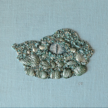 L'Oeil du dragon Art textile intitulée "L'Oeil du dragon" par Cindy Roch, Œuvre d'art originale, Broderie