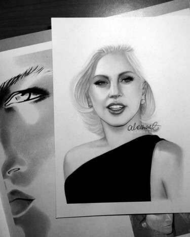 Desenho intitulada "Disegno Lady Gaga E…" por Sir Fashion Wrld, Obras de arte originais, Conté