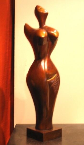 Sculpture intitulée "CALLIPYGE TRIOMPHAN…" par Sonia Mandel, Œuvre d'art originale, Métaux