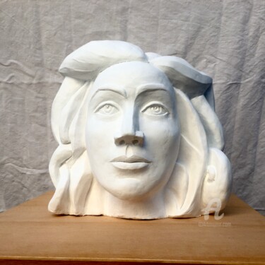 Sculpture titled "Françoise Gilot" by Sophie Laurent Lazinier, Original Artwork, Clay