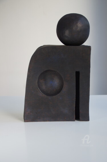 Scultura intitolato "Univers - Sculpture…" da Sophie Laurent Lazinier, Opera d'arte originale, Terracotta