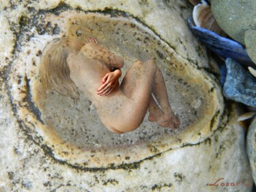 Цифровое искусство под названием "girl-stone-ring" - Sorin Niculae Lazar, Подлинное произведение искусства, Фотомонтаж