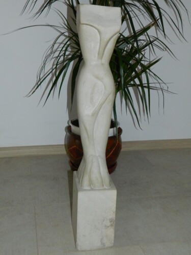 Skulptur mit dem Titel "woman" von Sorin Niculae Lazar, Original-Kunstwerk, Stein