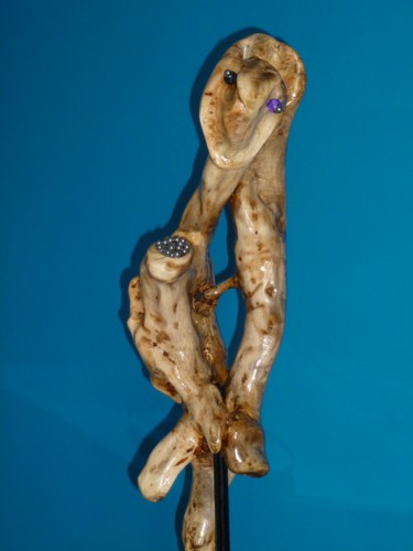 Sculpture intitulée "mi-ange-mi-demon.sc…" par Sou, Œuvre d'art originale, Bois