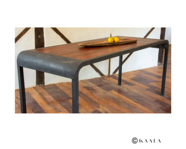 Design titled "Table à manger en a…" by Soumaila Kanla, Original Artwork, Furniture