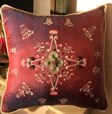 Coussin berbère du Maroc Art textile intitulée "Coussin berbère du…" par Soundousse Belayachi, Œuvre d'art originale, Tissu