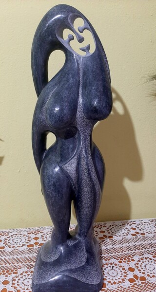 Скульптура под названием "XAMI" - Spiros Gremo, Подлинное произведение искусства, Камень