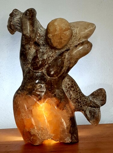 Скульптура под названием "Handy" - Spiros Gremo, Подлинное произведение искусства, Камень