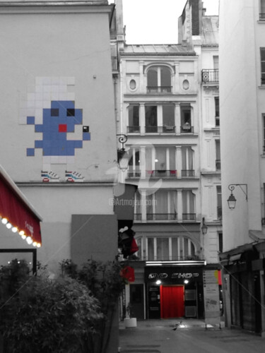 Photography titled "street art Paris co…" by Splash, Original Artwork