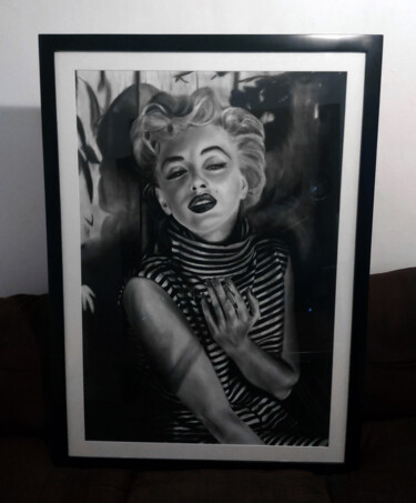 图画 标题为“Marilyn Monroe Real…” 由Steeven Shaw, 原创艺术品, 木炭 安装在木质担架架上