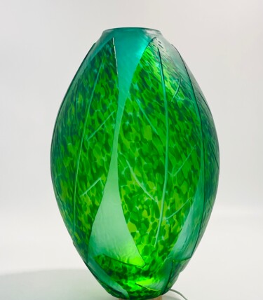 Skulptur mit dem Titel "Green leaves" von Stefan Dziadosz, Original-Kunstwerk, Glas