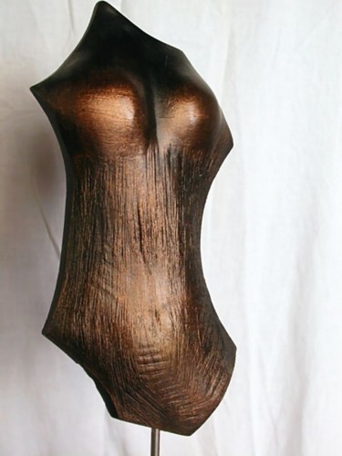 Sculpture titled "Un pezzo di me" by Stefania Sergi, Original Artwork, Terra cotta
