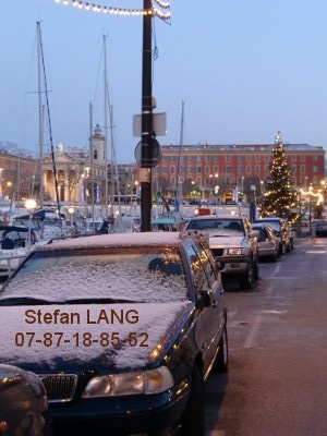 Fotografie mit dem Titel "Es schneit in Nizza" von Stefan Lang, Original-Kunstwerk