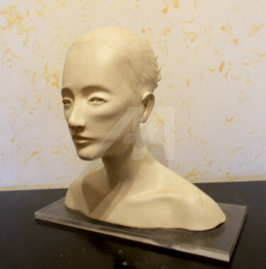 Sculpture titled "Busto ragazza" by Stefano Gaetano, Original Artwork, Terra cotta