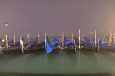 Фотография под названием "gondola" - Stefano Roberto Salvioli, Подлинное произведение искусства, Цифровая фотография