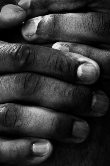 Fotografia intitolato "BLACK HANDS 1" da Stefano Ceretti, Opera d'arte originale