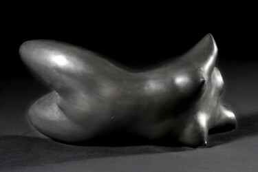 Sculpture titled "femme-offerte.jpg" by Stephane Renaud, Original Artwork, Casting