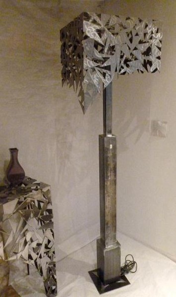 Design intitulée "lampadaire acier" par Stephane Faity, Œuvre d'art originale