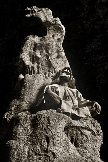 Photographie intitulée "Chaman des grottes…" par Steve Drevet, Œuvre d'art originale, Photographie numérique