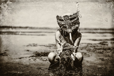 Femme des lacs - 2 Photographie intitulée "Femme des lacs - 2" par Steve Drevet, Œuvre d'art originale, Photographie numérique