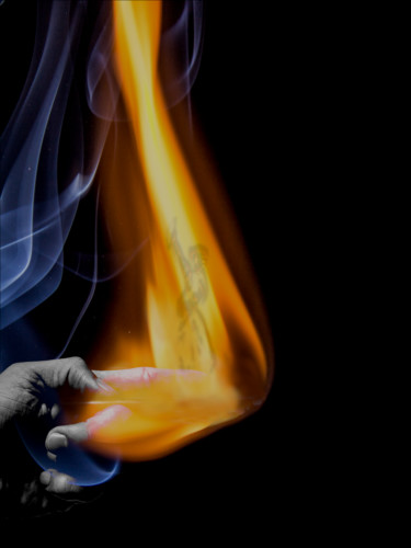Arts numériques intitulée "The Flame" par Sir Gently, Œuvre d'art originale, Peinture numérique