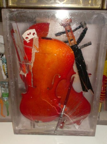 Installation titled "VIOLON..inclusion" by Jean-Claude Subiros, Original Artwork