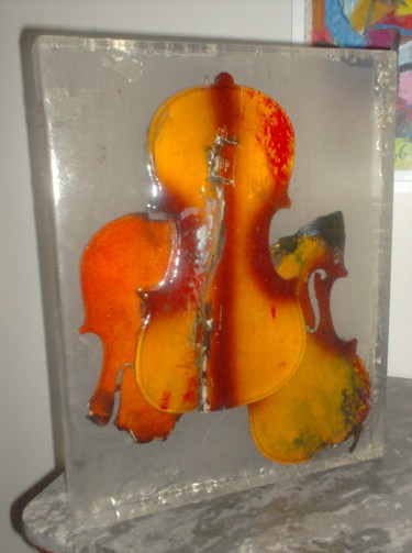 Sculpture intitulée "le violon brulé" par Jean-Claude Subiros, Œuvre d'art originale, Coulage