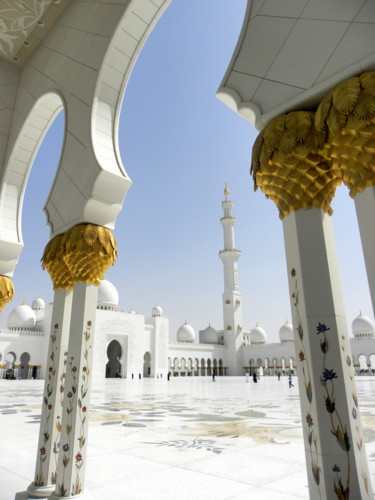 Photography titled "Abu-Dhabi-mosque.jpg" by Suleiman, Original Artwork