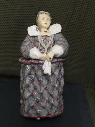 Дама эпохи Тюдоров Sculpture intitulée "Дама эпохи Тюдоров" par Irina Kazanskaya, Œuvre d'art originale, Papier mâché