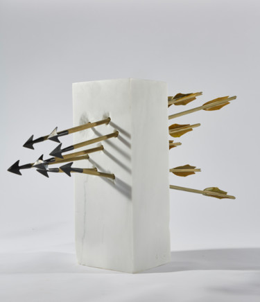 Sculpture intitulée "Carry On - San Seba…" par Anne Cecile Surga, Œuvre d'art originale, Pierre
