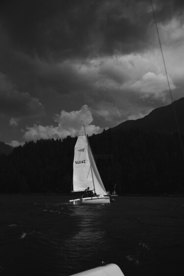 Fotografia zatytułowany „St. Moritz Lake Lei…” autorstwa Sylvia Haghjoo, Oryginalna praca, Fotografia cyfrowa