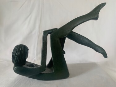 Sculpture titled "TAMARA" by Sylvie Allais, Original Artwork, Terra cotta