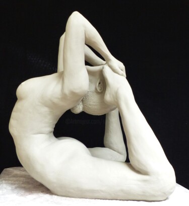 Sculptuur getiteld "Perpétu'Elle" door Sylvie Bourély (SB), Origineel Kunstwerk, Terra cotta