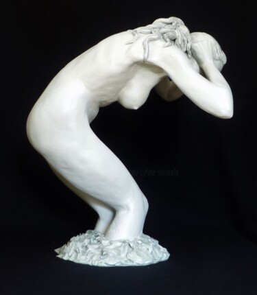 Sculpture titled "Cassandre .." by Sylvie Bourély (SB), Original Artwork, Clay