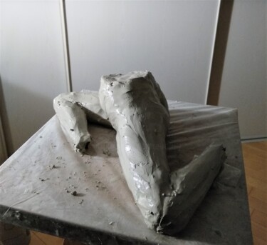 Скульптура под названием "étape 3" - Sylvie Bourély (SB), Подлинное произведение искусства, Глина