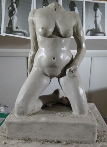 Sculpture titled "étape 11" by Sylvie Bourély (SB), Original Artwork, Clay