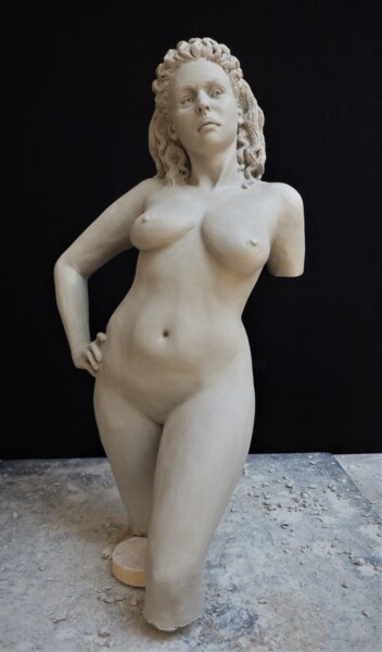 Sculpture titled "Golden lady1" by Sylvie Bourély (SB), Original Artwork, Clay