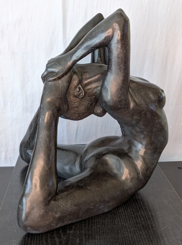 「PERPETUELLE 1/8」というタイトルの彫刻 Sylvie Bourély (SB)によって, オリジナルのアートワーク, ブロンズ