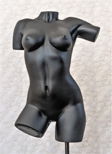 "Black FELICIA" başlıklı Heykel Sylvie Bourély (SB) tarafından, Orijinal sanat, Kil
