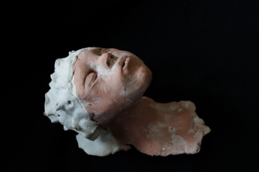 Sculpture titled "Délice aquatique" by Sylvie Magnien, Original Artwork, Clay