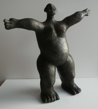 Sculpture intitulée "Femme aux bras tend…" par Sylviehebrard, Œuvre d'art originale, Céramique