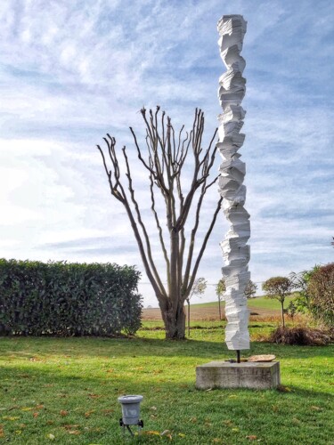 Скульптура под названием "avila" - Sylvio Eisl, Подлинное произведение искусства, Дерево